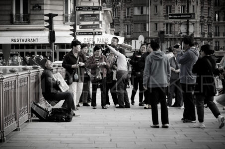 Paris People – Accordion Player