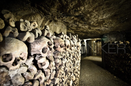 Paris – Catacombs