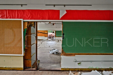 Horn Elementary Demolition – Holes in the Walls