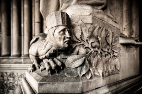 Paris Sainte Chapelle – Guarding the Entrance